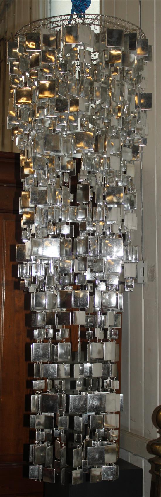 Large landing light fitting